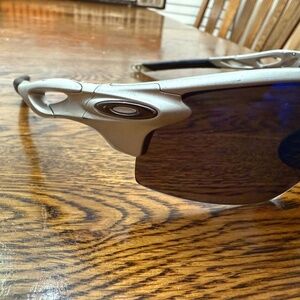 Oakley Radarlock Sunglasses with Case and Extra lenses